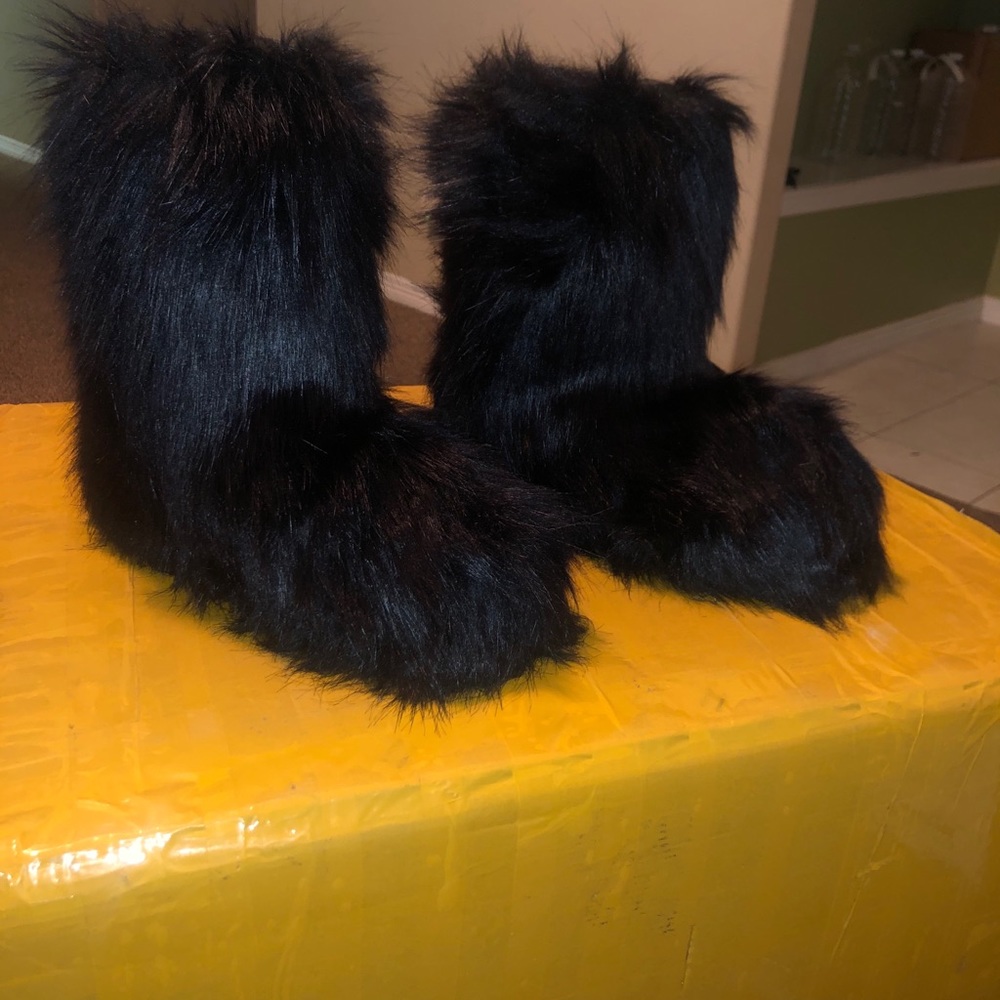 Fur set - Picture 10 of 13